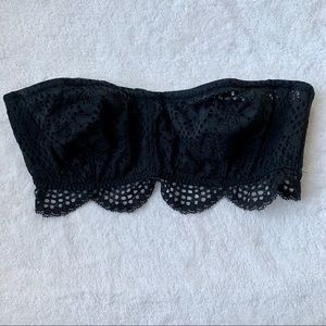 Victoria’s Secret Black Strapless Lace Bralette S